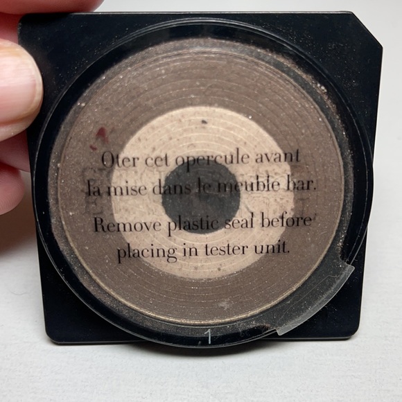 Giorgio Armani eyes to kill eyeshadow - Picture 3 of 3